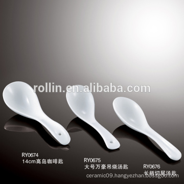 Hot sell Hotel slipper& Restaurant Ceramic Spoon, Gifted porcelain soup spoon, Corckery Cup Spoon
